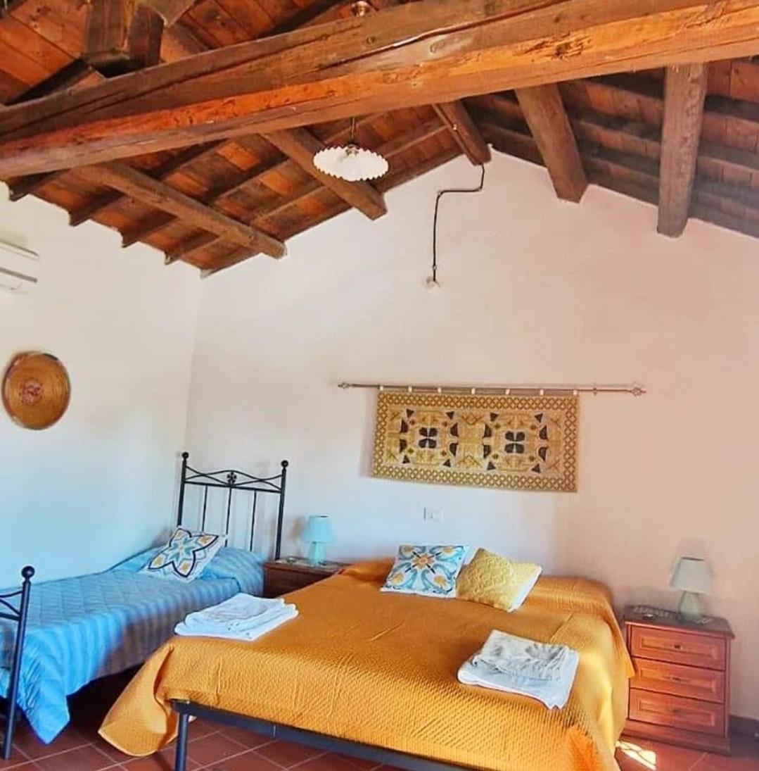 Domus De Jara - Casa Montis Apartment Baradili ภายนอก รูปภาพ